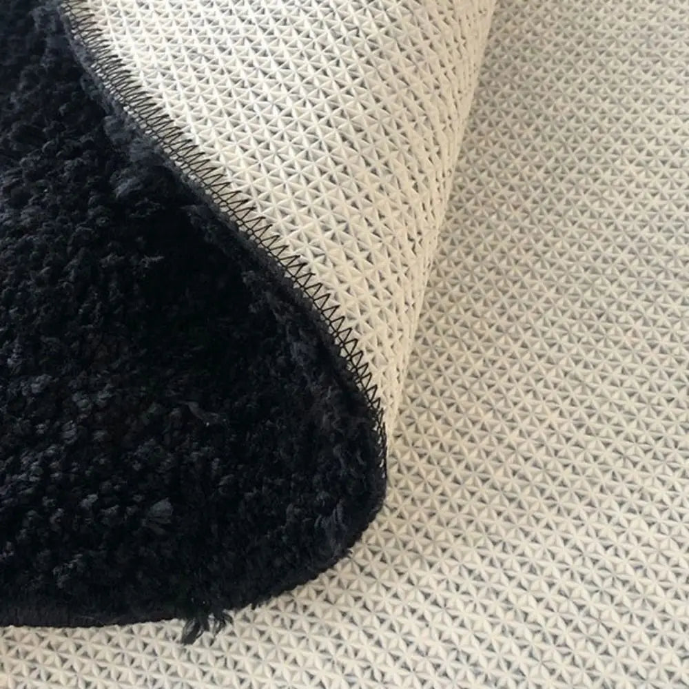 8 Ball Round Rug – Soft Tufted Carpet