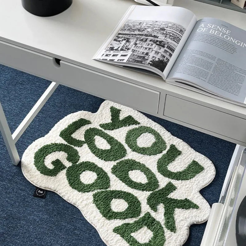 VIKAMA Soft Alien Rug – Non-Slip Cozy Room Mat